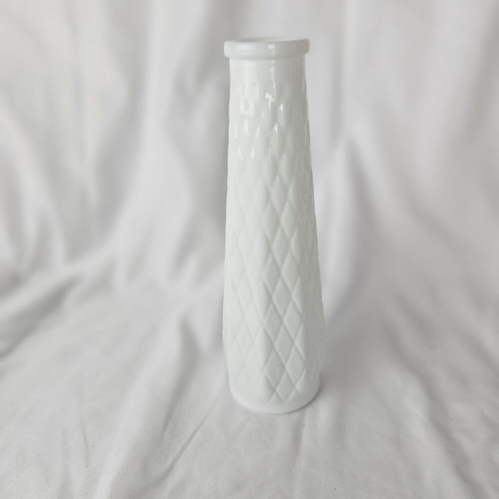 E O Brody Co USA Glass Bud Vase Quilted Diamond Milk White 8 1/2"